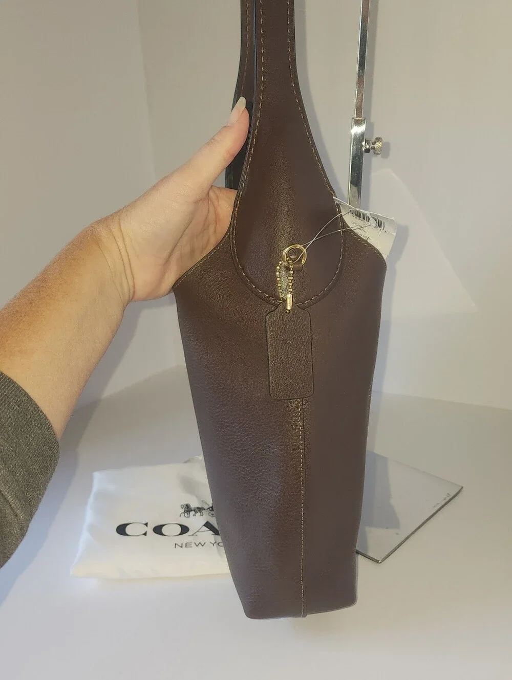 NWT Coach Brooklyn 28 Maple (SLIGHT FLAWS)